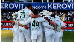 IND vs SA: தோல்வியின் பிடியில் இந்தியா.. ஒரே நாளில் 500 ரன்கள் எடுக்குமா? ஒயிட்வாஷ் ஆகுமா?