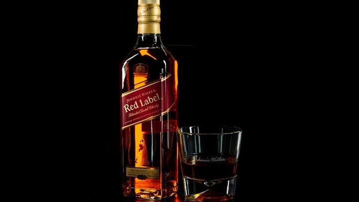 People often feel that it has become too much after mixing because the flavor changes, which increases the speed of drinking. The taste of different drinks is light and heavy, due to which the quantity becomes more. Pre-existing misconceptions in the mind, which is called placebo effect, make us feel the effect in an exaggerated manner.
