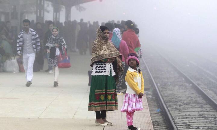 जब दिन का तापमान 2 डिग्री या इससे नीचे चला जाए और न्यूनतम तापमान सामान्य से 6-7 डिग्री तक गिर जाए तो स्थिति गंभीर माना जाती है. इसे सीवियर कोल्ड वेव भी कहा जाता है .