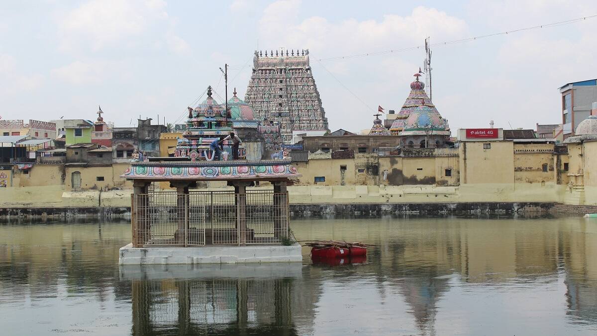 ஆதிகும்பேஸ்வரர் கோயிலில் குடமுழுக்கு விழாவை முன்னிட்டு பூர்வாங்க பூஜைகள் தொடக்கம்