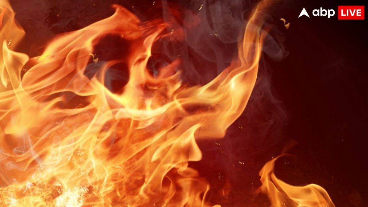 Over 10 Boats Destroyed As Massive Fire Erupts At Kollam’s Ashtamudi Lake