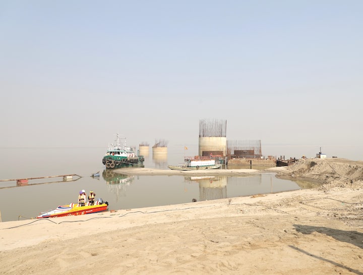 मुख्यमंत्री ने कहा कि इस परियोजना के पूर्ण होने से बिहटा से कोईलवर तक यातायात सुगम होगा. पटना शहर को एनएच-922 और कोईलवर पुल से जोड़ने में मदद मिलेगी.