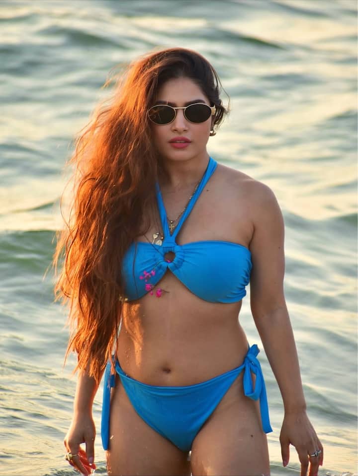 एक्ट्रेस ने लिखा कि मैंने अब अपनी बॉडी से फाइट करनी बंद कर दी है, उसे सुनना शुरू कर दिया है. सराहना शुरू कर दिया है.