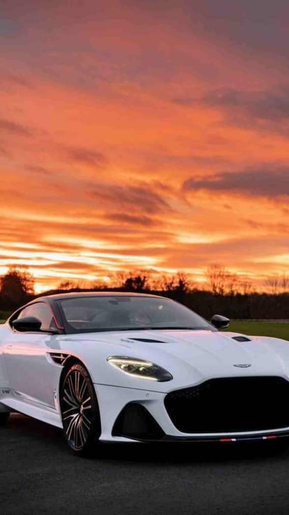 కారు, బండి తెలుపు రంగే కొనుక్కోవాలి.. ఈ నక్షత్రాల వారు వేరే రంగు వాహనం వాడకూడదు!