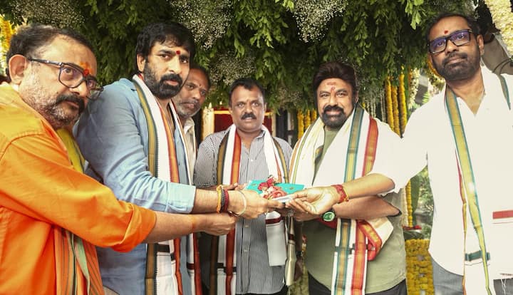 బాలకృష్ణ పలు చిత్రాలకు అద్భుతమైన సంభాషణలు రాసిన సాయిమాధవ్ బుర్రా ఈ సినిమాకు పని చేస్తున్నట్లు తెలిసింది.