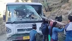 हिमाचल: मंडी में फ्रंट शीशा तोड़कर बस में घुसा पेड़, ड्राइवर की सूझबूझ से बचीं 40 जिंदगियां