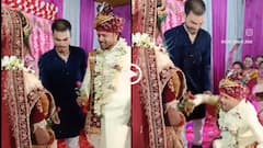 Video: अपनी दुल्हन को प्रपोज नहीं कर पाया शख्स, उल्टा-सीधा बैठा... लोग बोले- फिल्डिंग सेट हो गई