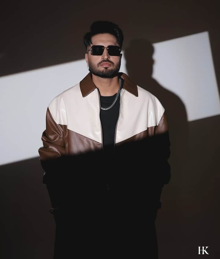 यहां से जस्सी की किस्मत पलट गई औऱ वो देखते ही देखते पंजाबी सिनेमा के टॉप सिंगर और एक्टर बन गए. उनके हिट गानों की लिस्ट में ‘बापू जमींदार’, ‘लादेन’, ‘ओए होए होए’, ‘निकले करंट’, और ‘गबरू’ का नाम शामिल है.