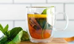 पेट में गैस से रहते हैं परेशान तो आज ही आजमा लें ये 3 हर्बल चाय, अमेरिका के डॉक्टर भी देते हैं सलाह