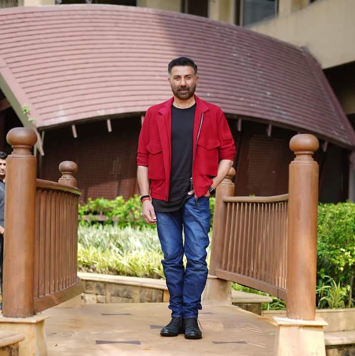 సన్నీ డియోల్ ఆరోగ్యానికి, ఫిట్నెస్ కు కారణం ఆరోగ్యకరమైన ఆహారం, వ్యాయామం.