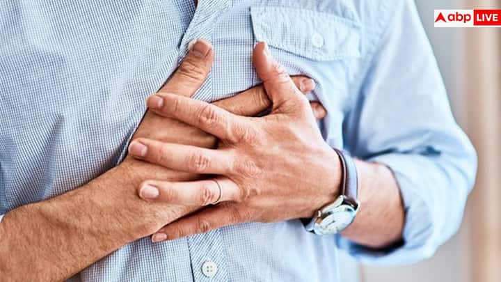 स्टेयर क्लाइंब टेस्ट आपकी क्षमता का सरल घरेलू पैमाना है. अगर चार फ्लाइट सीढ़ियां चढ़ते समय सांस जल्दी फूलने लगे, चक्कर आए या छाती भारी लगे, तो दिल तक खून का बहाव कम हो सकता है.