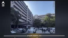 ਲੁਧਿਆਣਾ ਕੋਰਟ 'ਚ ਪੇਸ਼ੀ ਦੌਰਾਨ ਕੈਦੀ ਫਰਾਰ! ਹੱਥਕੜੀ 'ਚੋਂ ਹੱਥ ਕੱਢ ਪੁਲਿਸ ਮੁਲਾਜ਼ਮ ਨੂੰ ਮਾਰਿਆ ਧੱਕਾ; ਸੁਰੱਖਿਆ 'ਤੇ ਵੱਡਾ ਸਵਾਲ, ਜਾਣੋ ਪੂਰਾ ਮਾਮਲਾ!