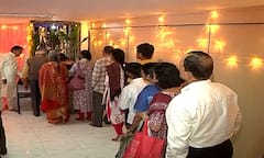 Datta Idol in Pune : पुण्यात वर्षातून एकदाच बँकेच्या लॉकरमधून बाहेर काढली जाते दत्तगुरुंची मौल्यवान मूर्ती, 113 वर्षे जुनी, साडेतीन किलो सोन्याची लोभस मूर्ती