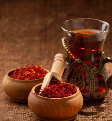 ਐਂਟੀਆਕਸੀਡੈਂਟ ਬੂਸਟ ਤੋਂ ਲੈ ਕੇ ਮੂਡ ਅਤੇ ਡਿਪ੍ਰੈਸ਼ਨ 'ਚ ਰਾਹਤ ਦਿੰਦਾ ਕੇਸਰ ਵਾਲਾ ਪਾਣੀ, ਸਿਹਤ ਲਈ ਕੁਦਰਤੀ ਤਾਕਤ ਦਾ ਖ਼ਜ਼ਾਨਾ