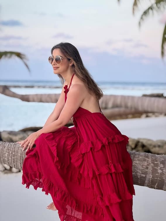 રાય લક્ષ્મીના સ્ટનિંગ લુકે ફેન્સને બનાવ્યા દિવાના