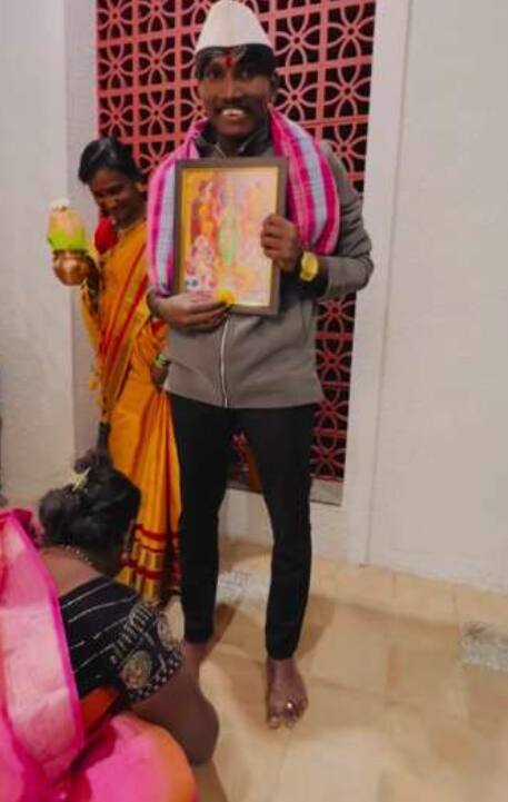 त्याच्या लग्नापूर्वीच्या विधींनाही सुरुवात झाली आहे.  नुकताच त्याचा घाणा भरण्याचा कार्यक्रम मोठ्या थाटामाटात पार पडला.
