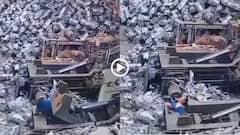 Video: फैक्ट्री में हाइड्रोलिक मशीन के नीचे दबा शख्स, अपने रिस्क पर ही देखें ये खौफनाक वीडियो