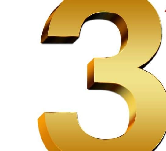 अंक 3 - यदि आप कला के क्षेत्र में रुचि रखते हैं, तो आज आपको महत्वपूर्ण सफलता मिल सकती है।