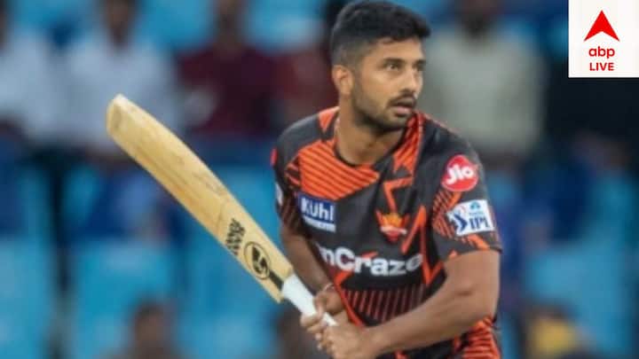 চেন্নাই সুপার কিংসের ও হায়দরাবাদের জার্সিতে গত কয়েক মরশুমে খেলেছেন। কেকেআরের হয়েও খেলেছেন। কিন্তু রাহুল ত্রিপাঠি কোনওভাবেই কখনও প্রভাব ফেলতে পারেনি নিজের। গত মরশুমে ৫ ম্য়াচে মাত্র ৫৫ রান করেছিলেন।