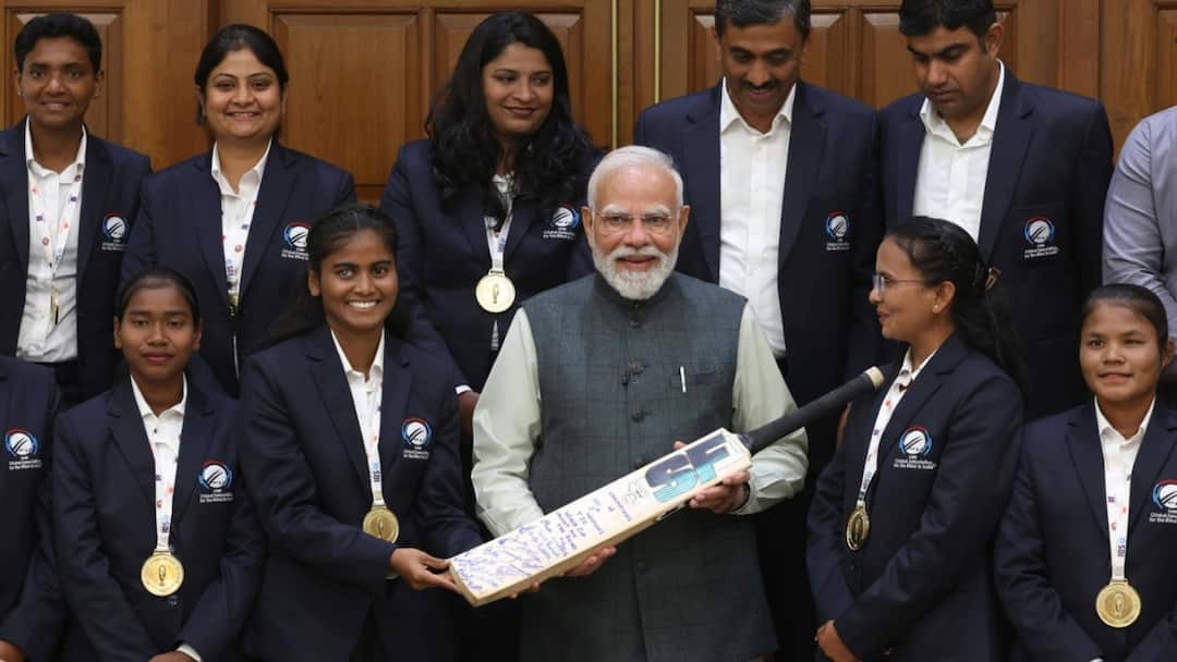 PM Modi Meets Indian Women’s Blind Cricket Team After Historic T20 World Cup Win