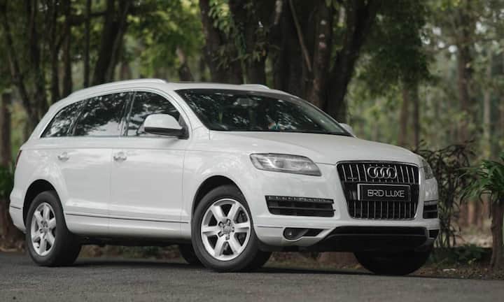 हरियाणा के इस नए रिकॉर्ड से पहले केरल की एक लग्जरी कार के लिए 45.99 लाख रुपये में KL 07 DG 0007 नंबर खरीदा गया था. इसे केरल की एक टेक कंपनी के सीईओ ने लिया था.