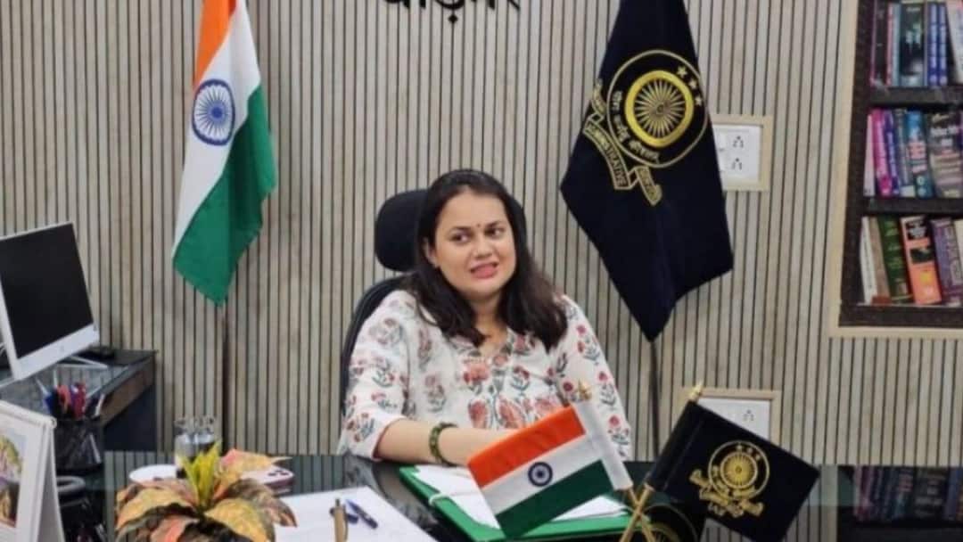 ‘Here Only To Eat Samosas?’: Collector Tina Dabi Gets Earful From Barmer MP, MLA; Video Viral