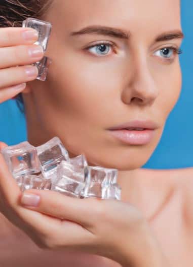 রোজ ত্বকে বরফ লাগান মাত্র ২ মিনিট! কাটবে ক্লান্তি, সুফল রয়েছে আরও অনেক