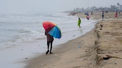 Cyclone 'Ditwah' To Bring Heavy Rain In TN, Andhra & Puducherry Today; IMD Issues Alert