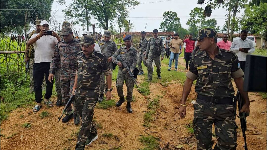 IED Blast In Jharkhand Forest Kills Woman; Maoists Suspected IED Blast In Jharkhand Forest Kills Woman; Maoists Suspected