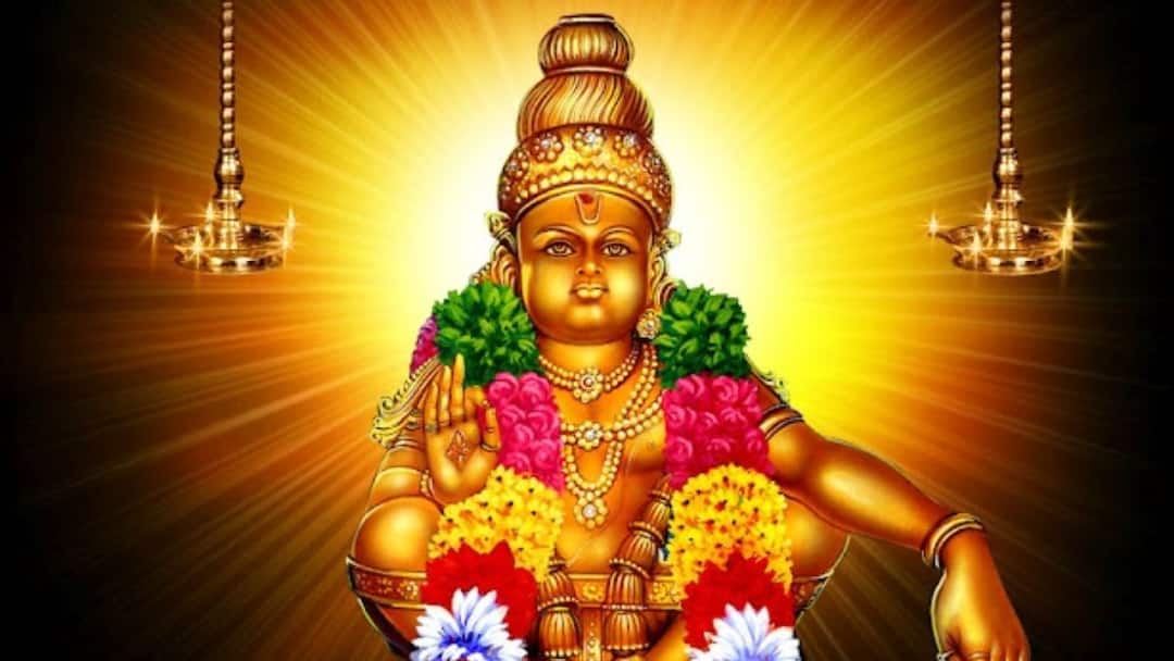 Sabarimala: ஐயப்பன் மீது கொட்டப்படும் விபூதி.. நடை திறந்ததும் சபரிமலையில் நடக்கும் அதிசயம்!