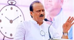 सुरुवातीला भडकले अन् नंतर मुश्किल टोलेबाजी; उपमुख्यमंत्री अजित दादांनी कुर्डूवाडीची सभा गाजवली