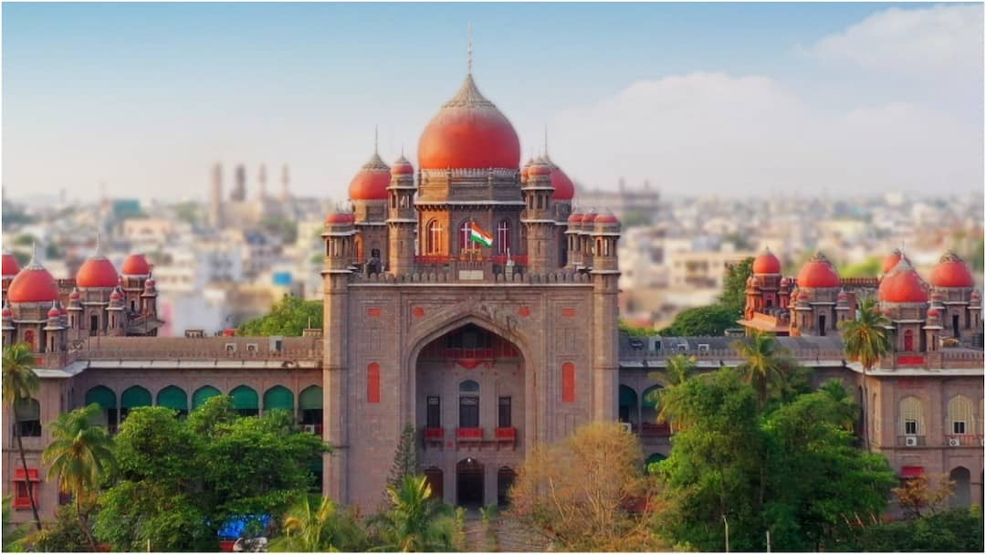 Telangana high Court verdit on Panchayat Elections in state Telangana Panchayat Elections: పంచాయతీ ఎన్నికలకు హైకోర్టు గ్రీన్ సిగ్నల్.. స్టే విధించేందుకు నిరాకరణ