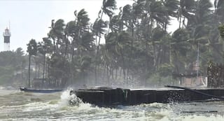 દેશના આ રાજયોમાં ભારે વરસાદનું રેડ એલર્ટ, કોલ્ડવેવને લઈ હવામાનનું લેટેસ્ટ અપડેટ