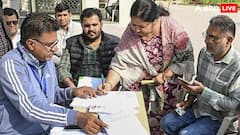 SIR पर मचे बवाल के बीच चुनाव आयोग का बड़ा फैसला, BLO की सैलरी कर दी डबल