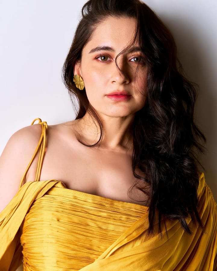 हालांकि, इनकी शादी ज्यादा दिनों तक नहीं चली और 2020 में दोनों ने अलग होने का फैसला किया. 2020 में दोनों अलग रहने लगे और 2022 में तलाक हो गया.