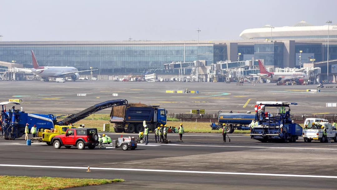 Airbus Software Fix Disrupts Nearly 350 Flights In India, DGCA Confirms Impact Across Major Airlines