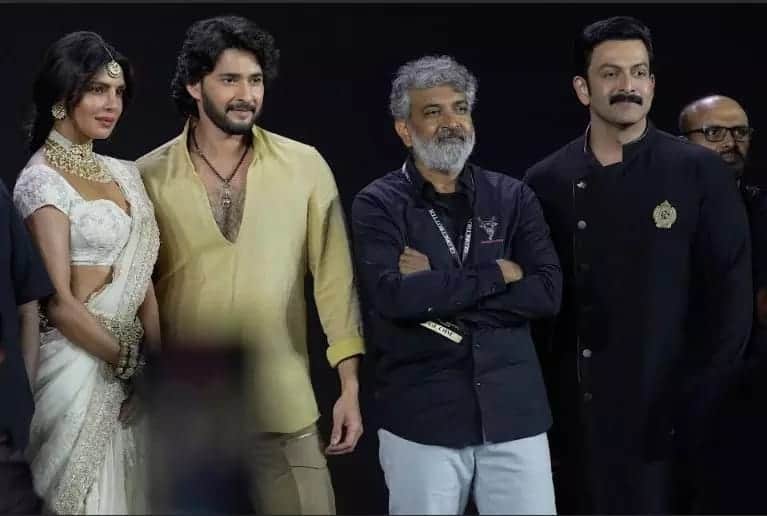 एक तरफ अल्लू अर्जुन तो दूसरी तरफ महेश बाबू करेंगे बॉक्स ऑफिस पर गजब, रणवीर-रणबीर का भी होगा जलवा