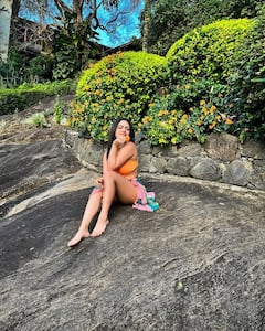 Aahna Sharma Photo: આહના શર્માએ કેમેરા સામે આપ્યા કિલર પોઝ, તસવીરો થઈ વાયરલ