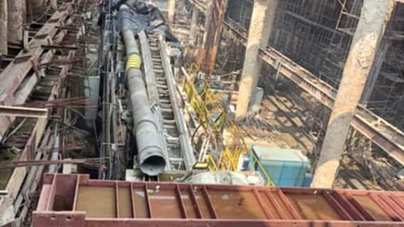 दिल्ली मेट्रो ने कमाल कर दिया! ऊपर चलती ट्रेनों को एक सेकंड भी नहीं रोका, ठीक नीचे बना डाली सुरंग