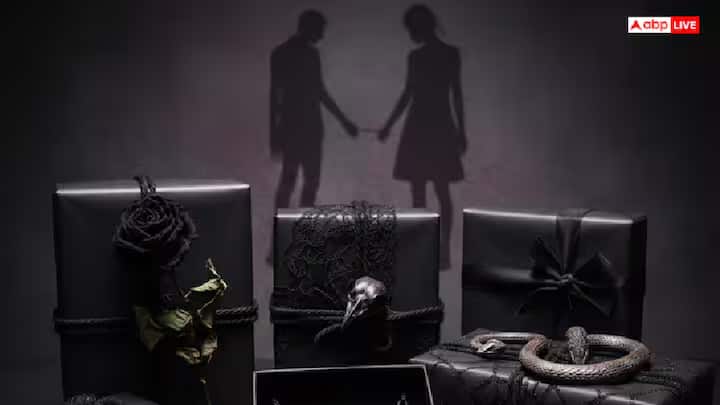 વાસ્તુ અનુસાર, વરરાજા દ્વારા કન્યાને કાળી વસ્તુઓ ભેટ આપવાથી નકારાત્મકતા આવી શકે છે, જેનાથી સંબંધોમાં અંતર અને તણાવ વધી શકે છે.