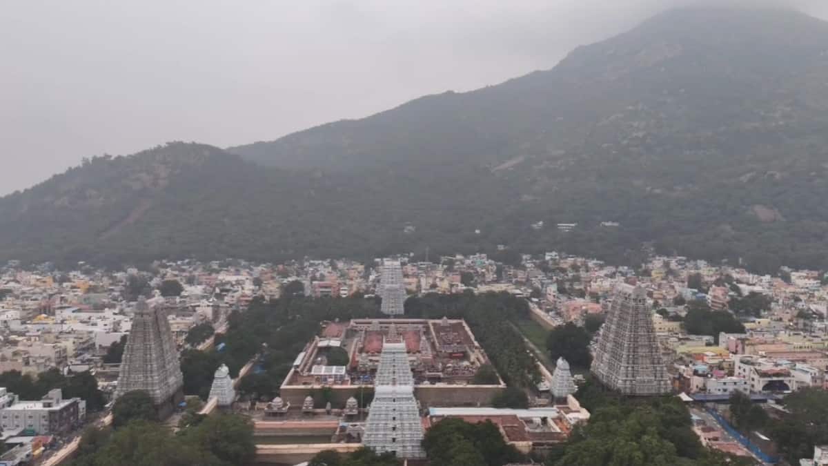 கார்த்திகை தீபம் 2025: திருவண்ணாமலை போக்குவரத்து மாற்றம்! இருசக்கர வாகன ஓட்டிகளுக்கு முக்கிய அறிவிப்பு!