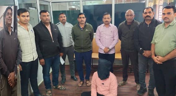 Gondia Crime News : बनावट नोटा फसवणुकीतील मुख्य सूत्रधार नायर अखेर जेरबंद; गोंदिया स्थानिक गुन्हे शाखेच्या पथकाची मोठी कारवाई,1 कोटी रुपयांची केली होती फसवणूक