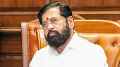 महाराष्ट्र निकाय चुनाव के बीच एकनाथ शिंदे के नेता के घर छापेमारी, शिवसेना ने BJP पर लगाए आरोप