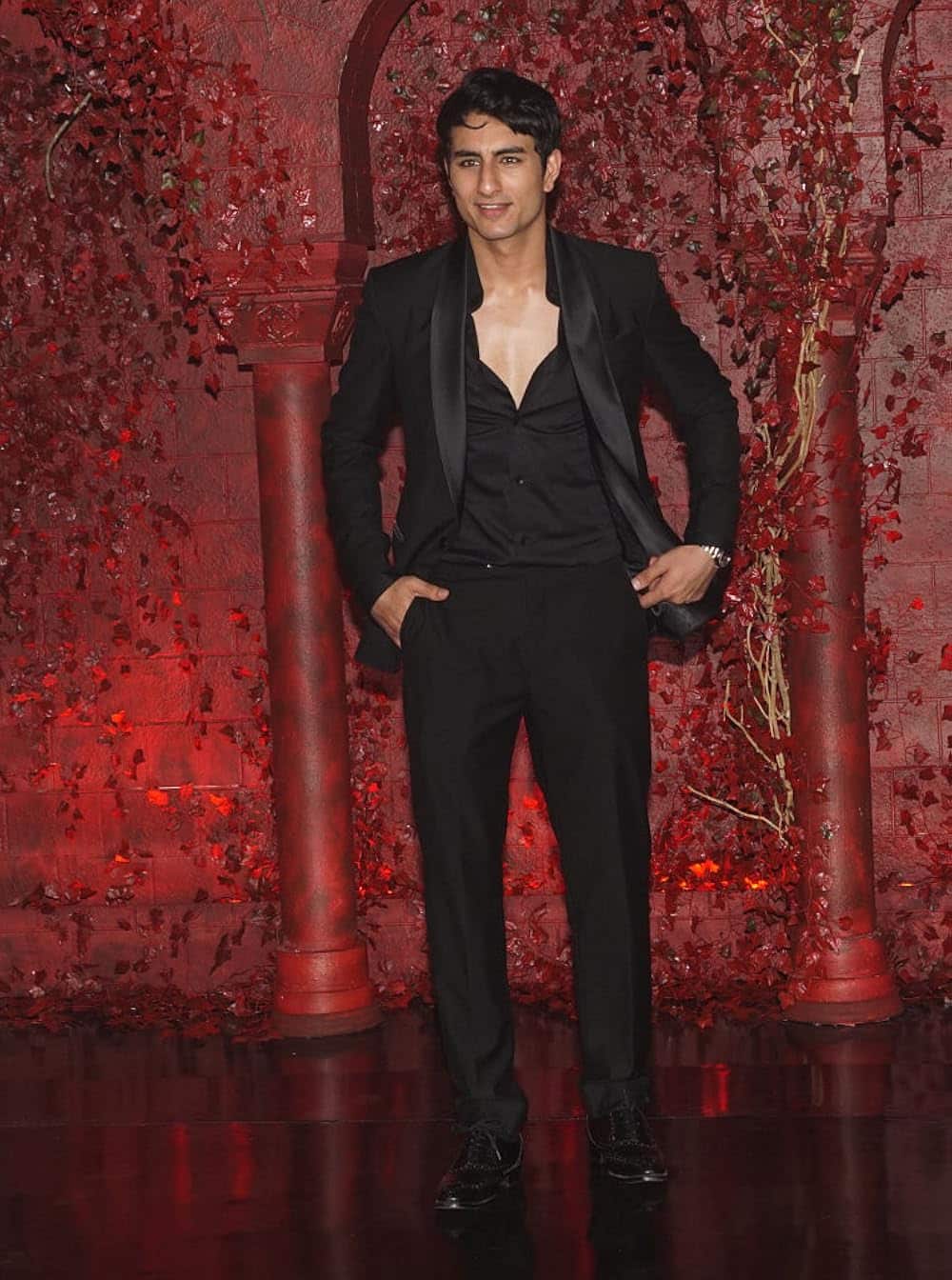 Year Ender 2025: इन चेहरों को ओटीटी ने बनाया 2025 में सबका चहेता, 5 टैलेंटेड फेस हुए रिवील