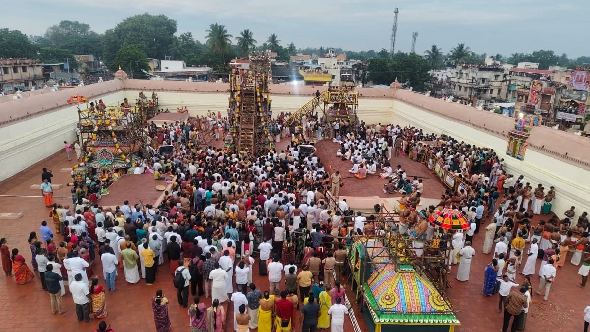 16 ஆண்டுகளுக்கு பின்னர் இன்று ஆதிகும்பேஸ்வரர் கோயில் குடமுழுக்கு விழா கோலாகலம்