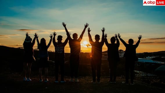Gen Z Financial Trends: पैसा बचाने के मामले में पुराने लोगों से आगे हैं जेन-जी, इन तरीकों से करते हैं बचत Gen Z Financial Trends: पैसा बचाने के मामले में पुराने लोगों से आगे हैं जेन-जी, इन तरीकों से करते हैं बचत