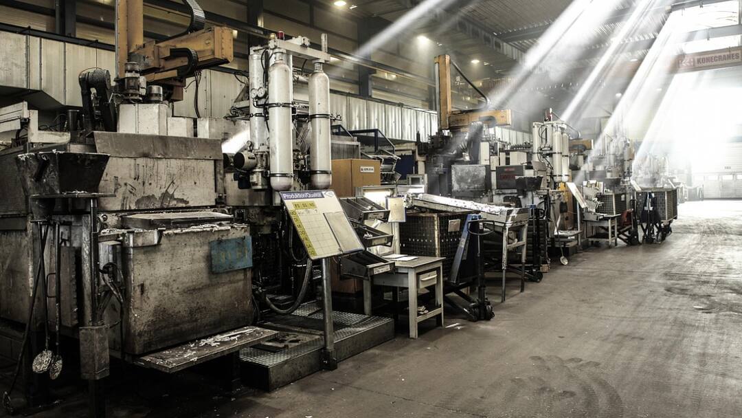 14-Month Low Shock: India's Factory Output Crawls At 0.4 Percent. Here's Why 14-Month Low Shock: India's Factory Output Crawls At 0.4 Percent. Here's Why