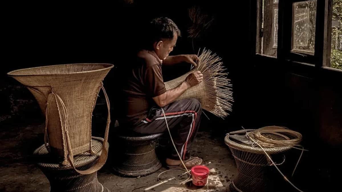 (Image Source: Twitter/@AlongImna)