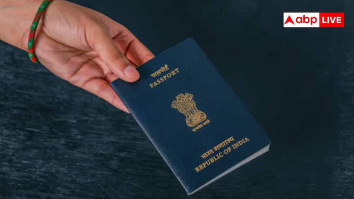 एक्सपर्ट द्वारा हमेशा पासपोर्ट की फोटोकॉपी साथ रखने या फिर डिजिटल कॉपी ईमेल या क्लाउड स्टोरेज में सेव करने की सलाह दी जाती है. यह कॉपी एंबेसी वेरिफिकेशन के लिए काफी मददगार साबित होती है.