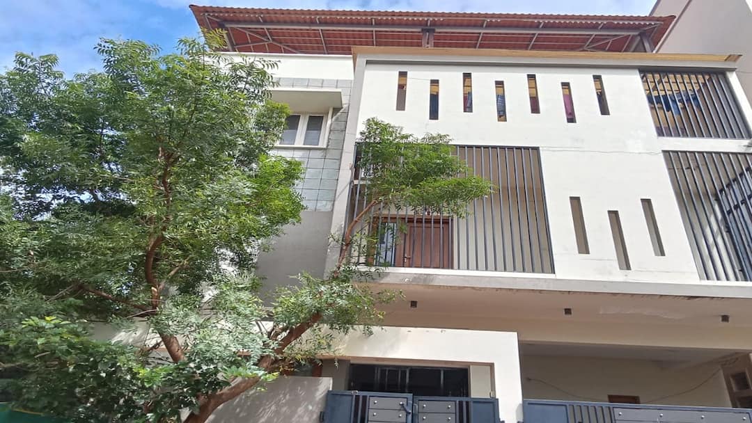 தஞ்சாவூரில் திமுக முக்கிய புள்ளி வீட்டில் தங்க நகைகள், வெள்ளிப் பொருட்கள் கொள்ளை